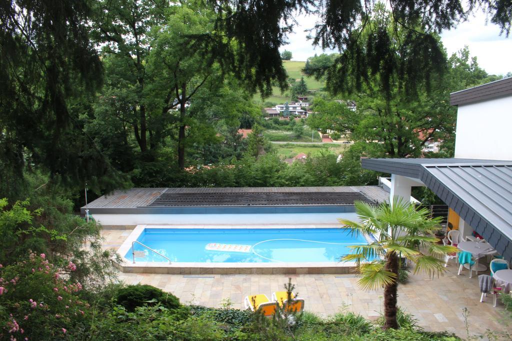 Haus Am Wald Hotel Eltmann Buitenkant foto